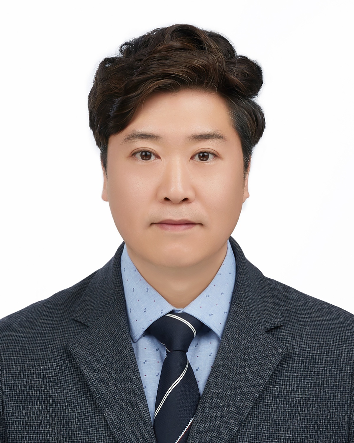 김상훈